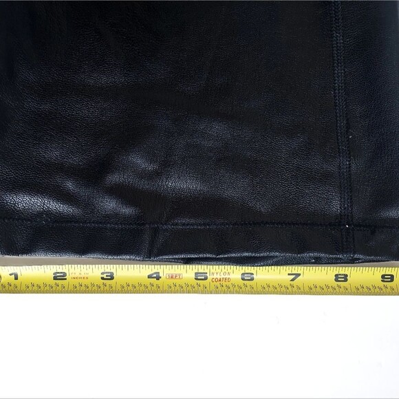 Aeropostal Black Pleather Mid Rise Flare Leg Pull On Pants/Leggings Size Small - Picture 6 of 7